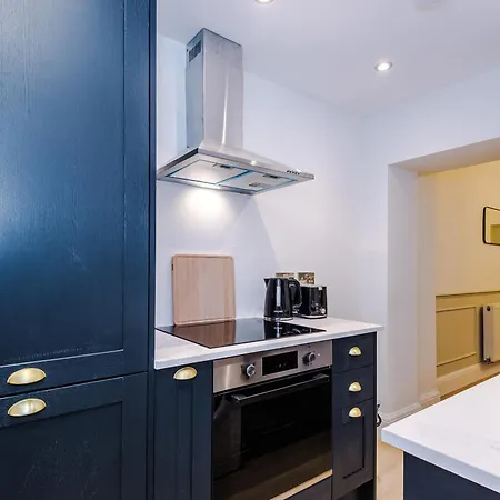 Apartman Stylish 1bed Flat Centre Sleeps 4