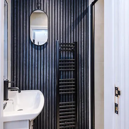 Stylish 1bed Flat Centre Sleeps 4